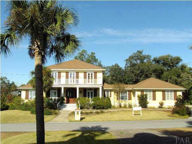 1062 Harborview Circle