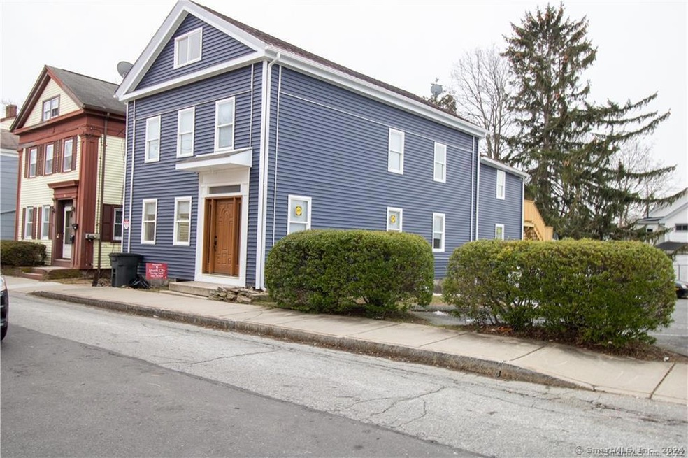 26 Brewer St unit 2, New London, CT 06320 - photo 1