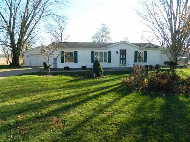 409 2nd St, Addison, MI 49220 - photo 1