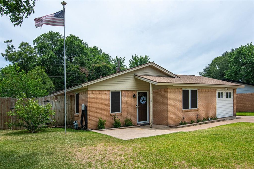 1012 Bryan Dr, Bedford, TX 76022 - photo 1