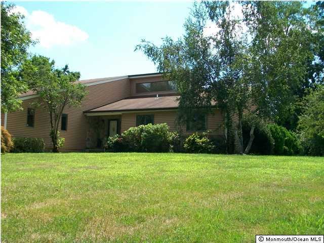 10 Old Farm Rd, Tinton Falls, NJ 07724 - photo 1