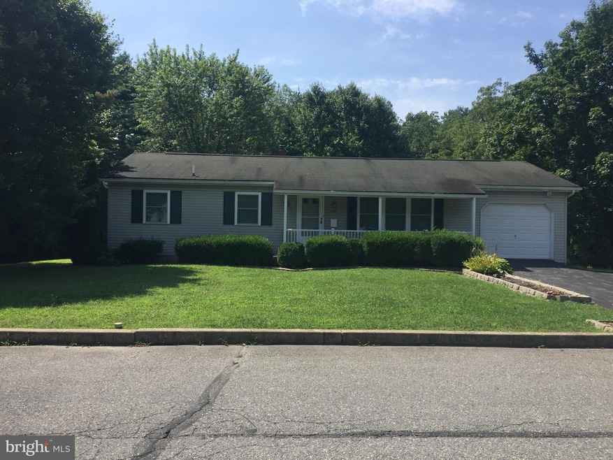 280 Margaret Ave, Orwigsburg, PA 17961 - photo 1