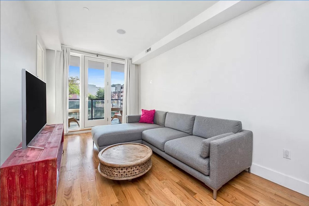 1059 Manhattan Ave unit 2A, Brooklyn, NY 11222 - photo 1