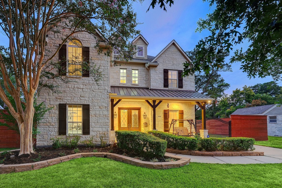 813 W 31st St, Houston, TX 77018 - photo 1