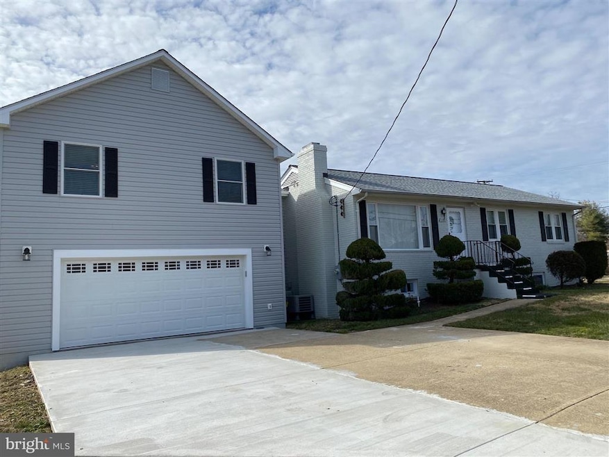 3722 Lacy Blvd, Falls Church, VA 22041 - photo 1