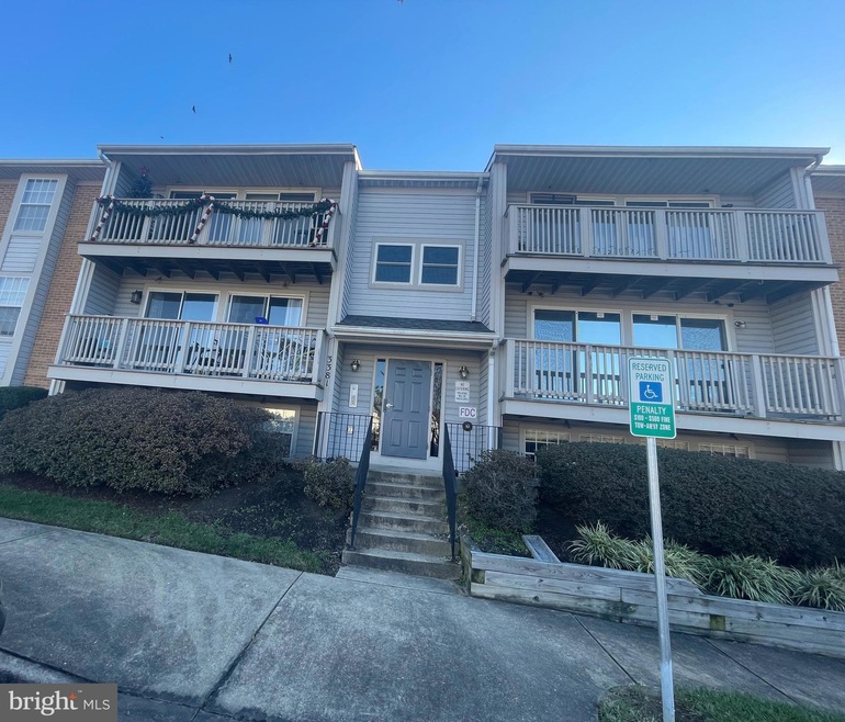 3381 Yost Ln unit 302, Dumfries, VA 22026 - photo 1