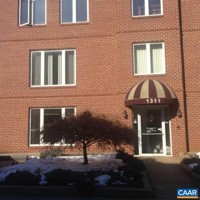 1311 Wertland St unit C, Charlottesville, VA 22903 - photo 1
