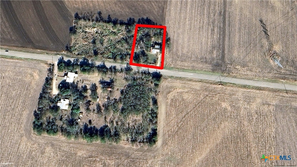 3605 Fm 758, New Braunfels, TX 78130 - photo 1