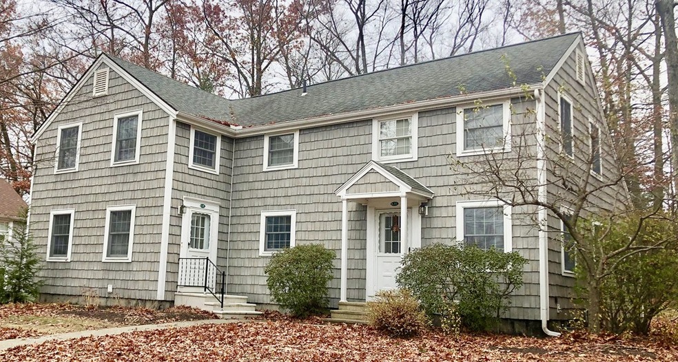 90 Laurel St unit B, Greenfield, MA 01301 - photo 1