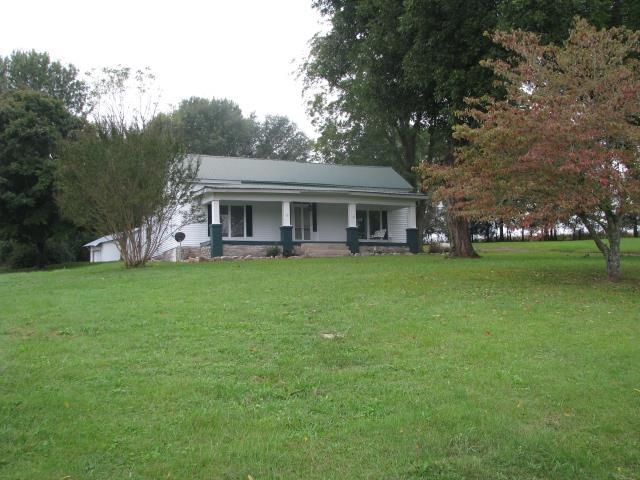 361 Robinson Rd, Shelbyville, TN 37160 - photo 1