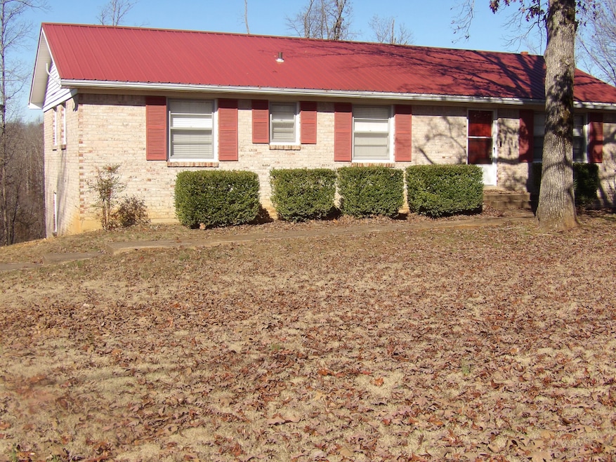 366 Powers Blvd, Waverly, TN 37185 - photo 1