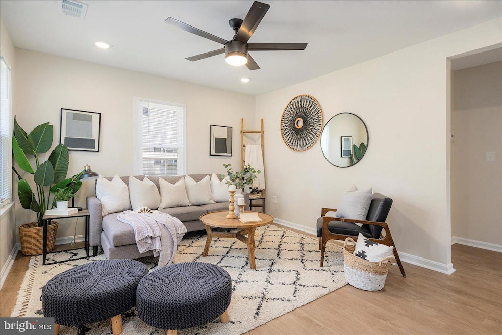 17 Circle Dr, Linthicum Heights, MD 21090 - photo 1