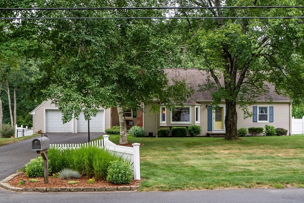 9 Leemond St, Wilbraham, MA 01095 - photo 1