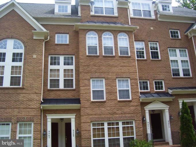 9569 Walker Way, Manassas Park, VA 20111 - photo 1