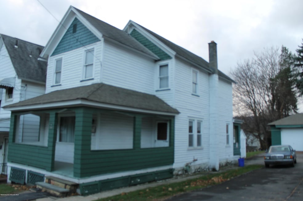 324 12th Ave, Scranton, PA 18504 - photo 1