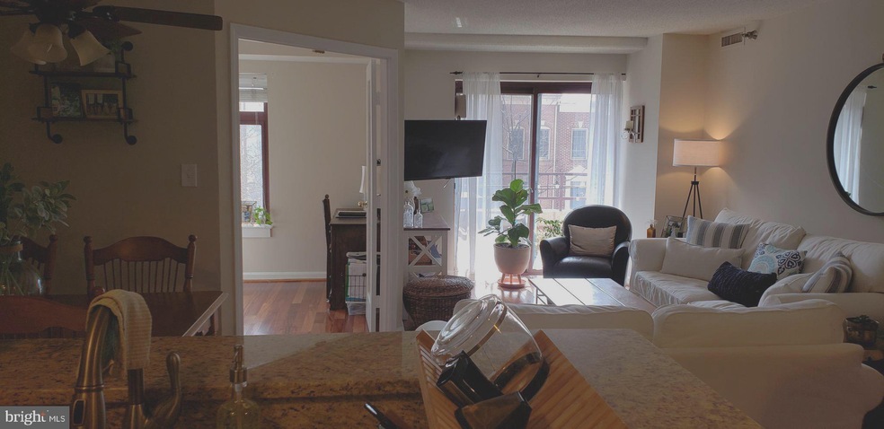The Charleston unit 210, Arlington, VA 22201 - photo 1