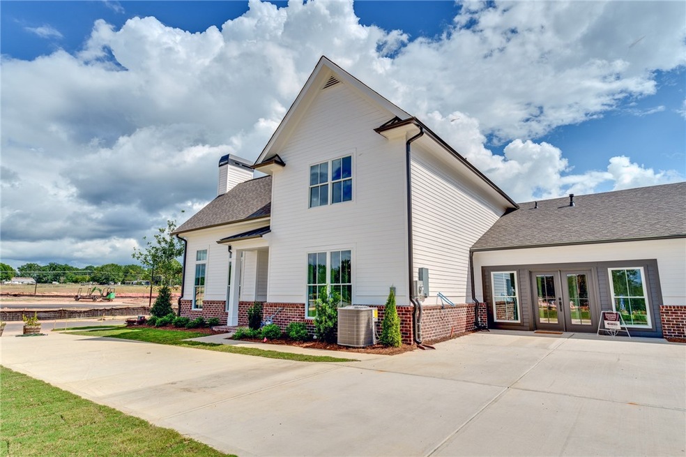 Model home photos of the Bradford floor-plan.