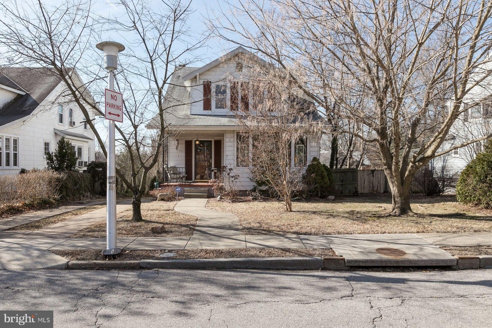 3505 Parkside Dr, Baltimore, MD 21214 - photo 1