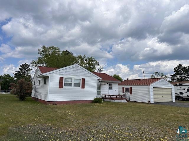 21 Glen Cir, Babbitt, MN 55706 - photo 1