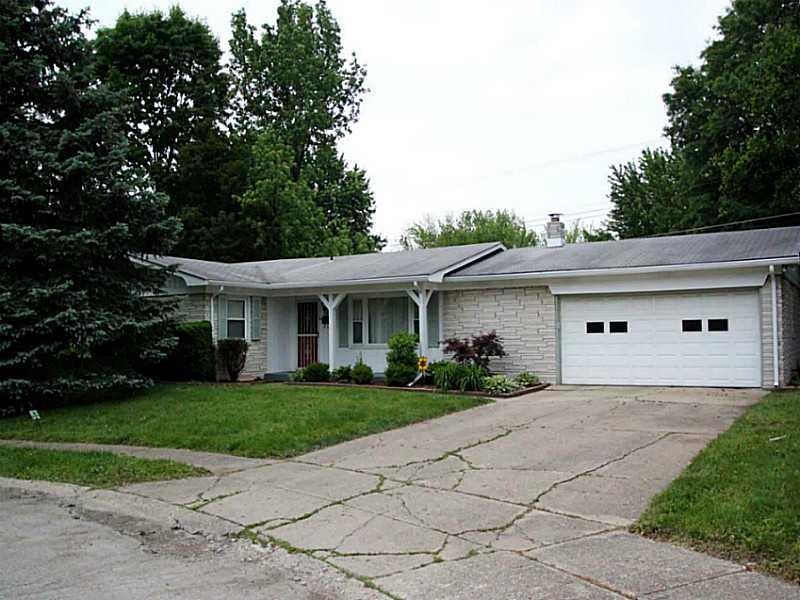 2381 Cleveland St, Beech Grove, IN 46107 - photo 1