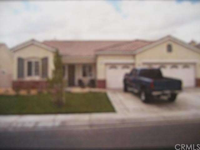 Dandelion Lane - Front Street View