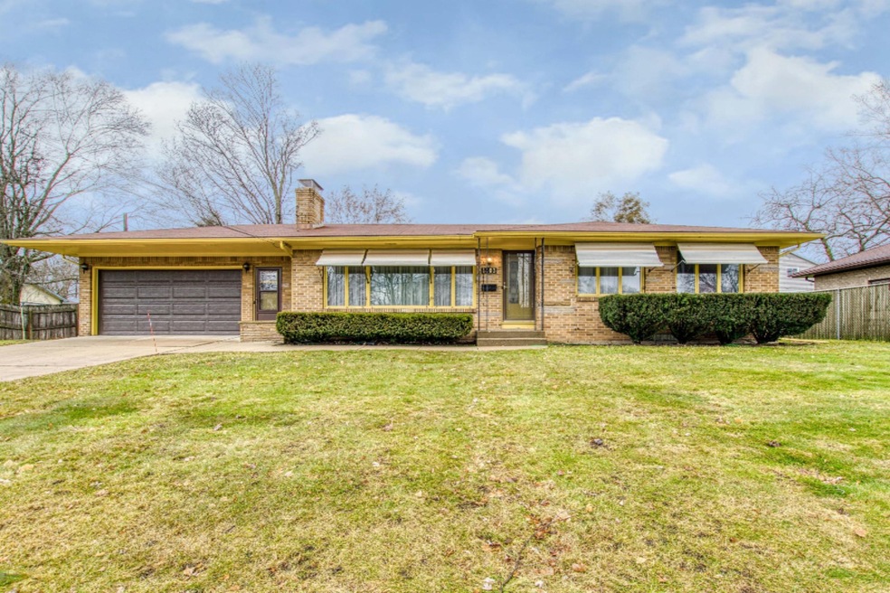 1403 Sweet St NE, Grand Rapids, MI 49505 - photo 1