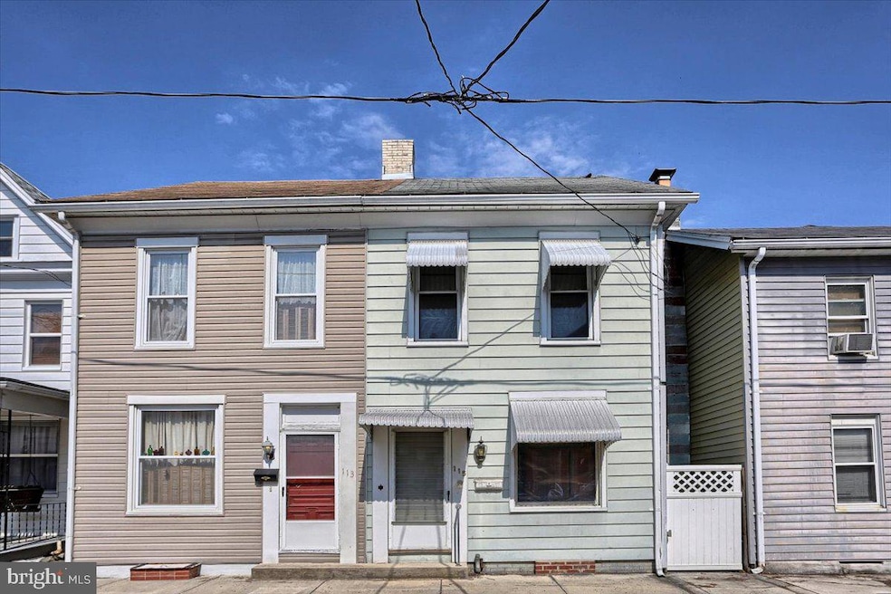 115 E Locust St, Mechanicsburg, PA 17055 - photo 1