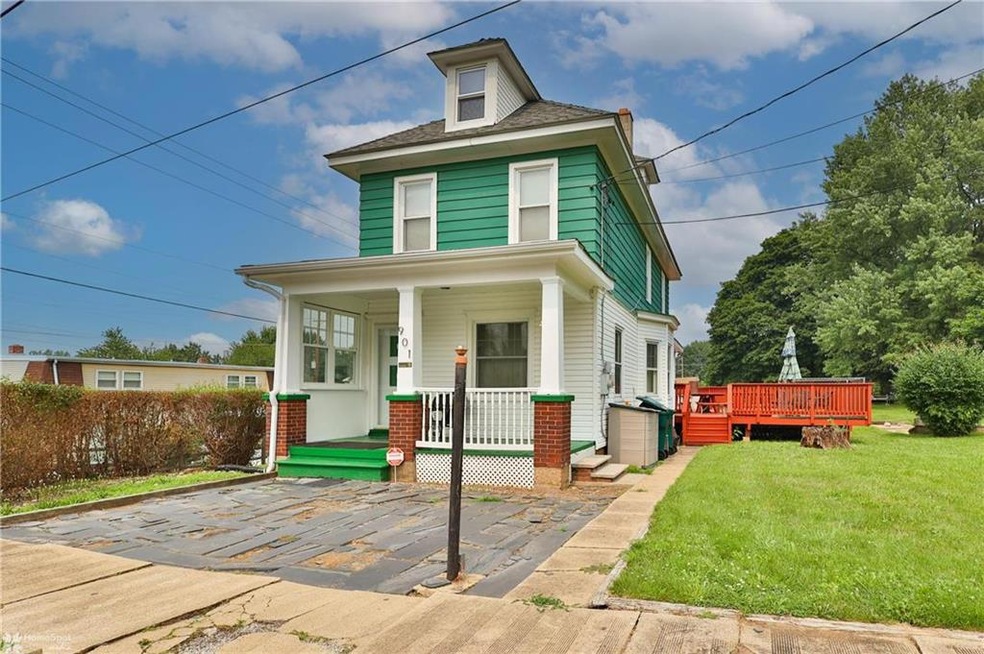 901 Milford St, Easton, PA 18045 - photo 1