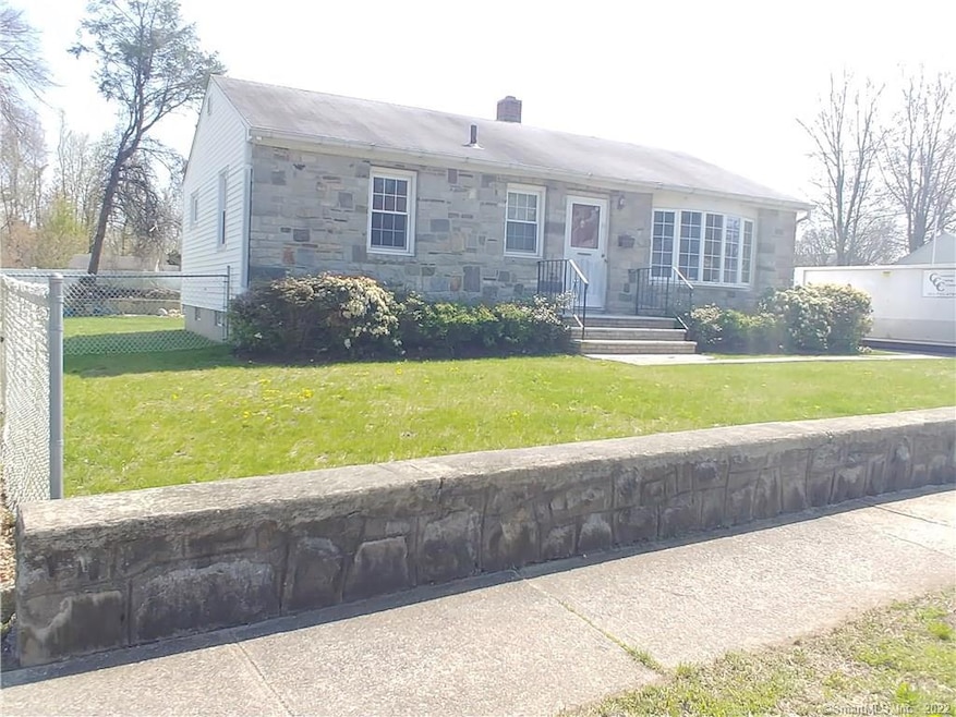 11 Riverdale Rd, Milford, CT 06460 - photo 1