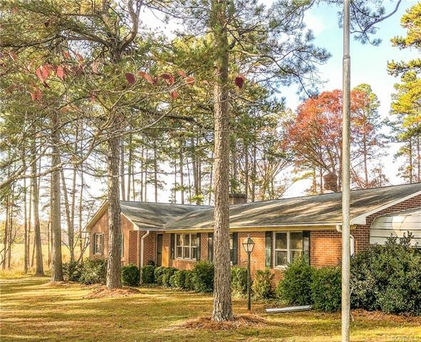 578 Gallion Town Rd, Victoria, VA 23974 - photo 1