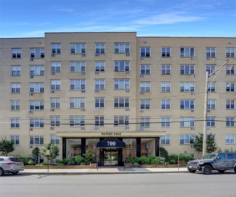 For Sale $525,000 • Co-Listing Agent