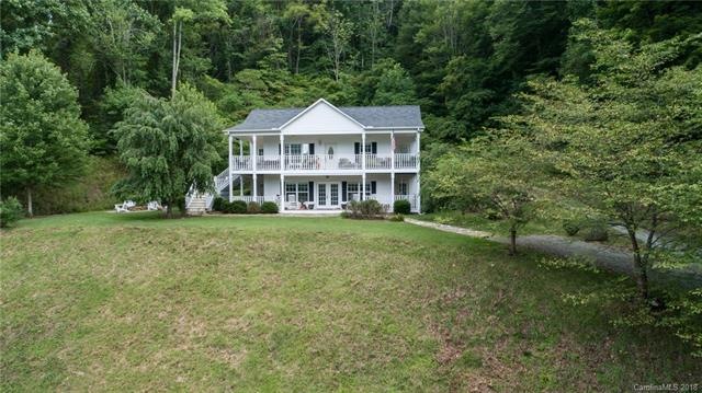 The front of the home, from a distance. You can se