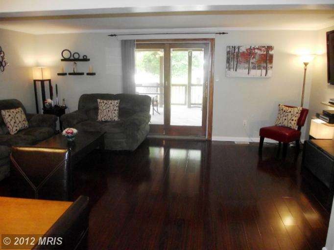 108 Hapsburg Ct, Parkville, MD 21234 - photo 1