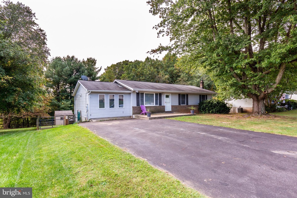 2027 Stillwater Rd, Sykesville, MD 21784 - photo 1