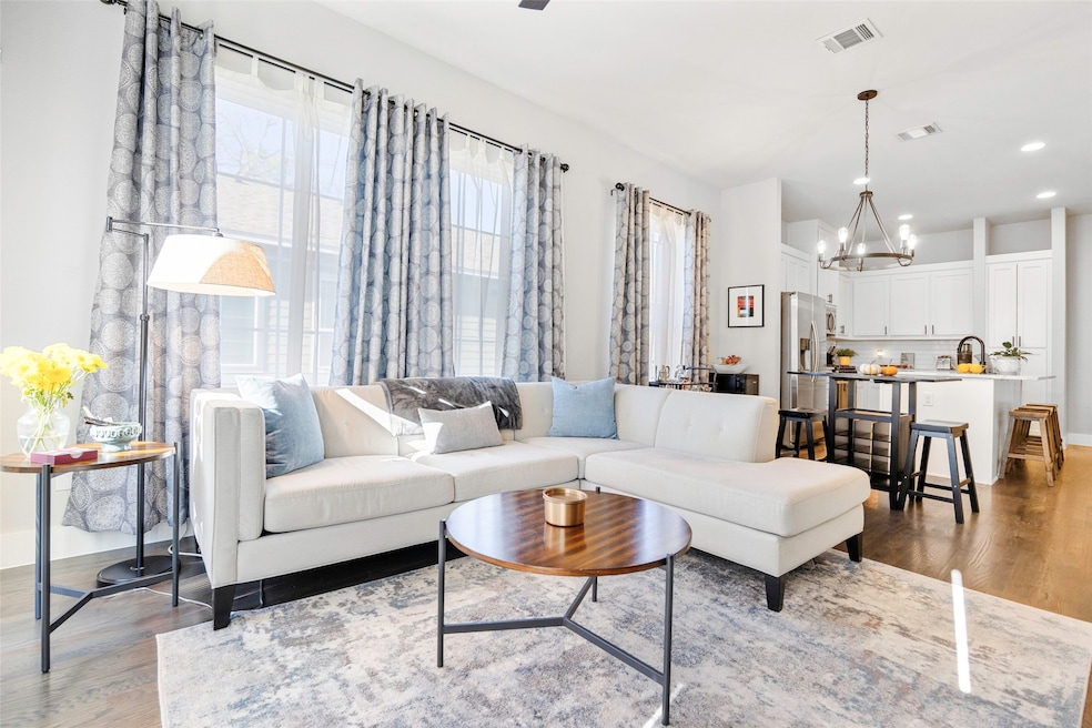 312 N Henderson Ave unit 1, Dallas, TX 75214 - photo 1