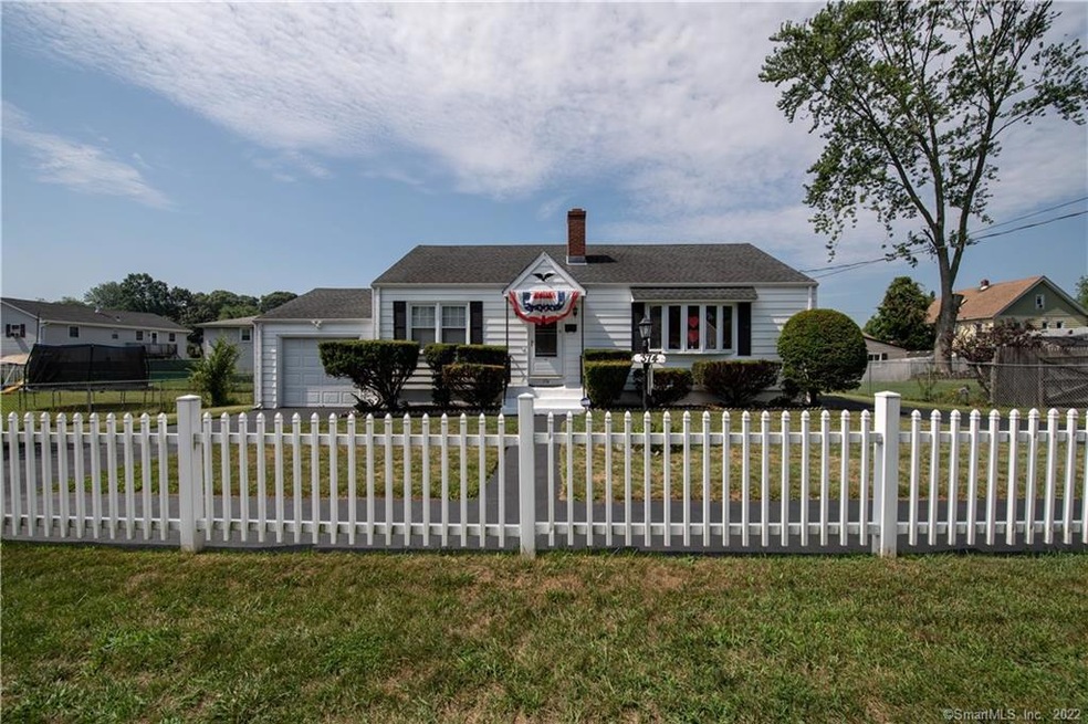 374 Short Beach Rd, East Haven, CT 06512 - photo 1