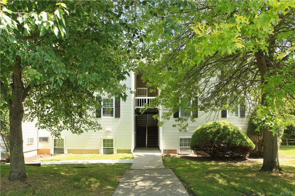 15 Lexington Hills Rd unit 6, Monroe Town, NY 10926 - photo 1