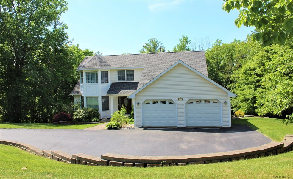 150 Droms Rd, Schenectady, NY 12302 - photo 1