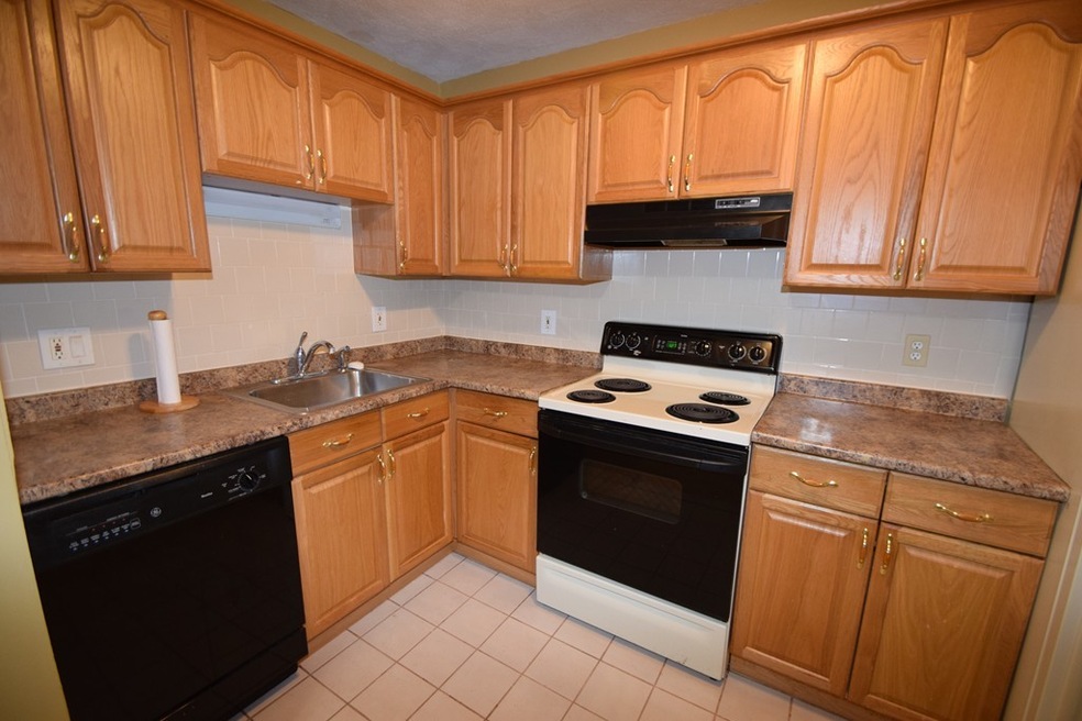 59 Highland Glen Dr unit 301, Randolph, MA 02368 - photo 1