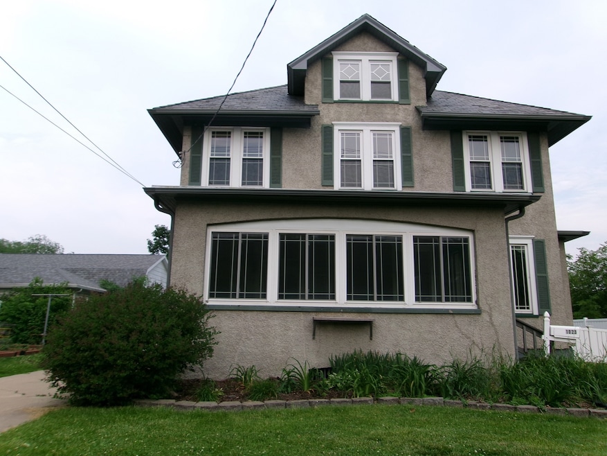 For Sale $190,000 • Co-Listing Agent