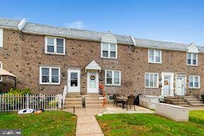 307 Spruce St, Glenolden, PA 19036 - photo 1