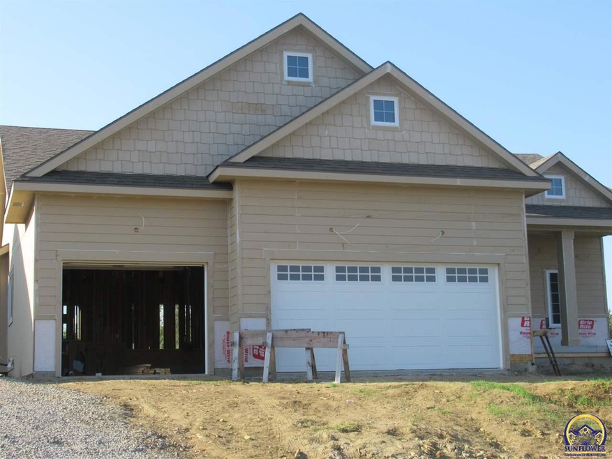 6923 SW 44th St, Topeka, KS 66610 - photo 1