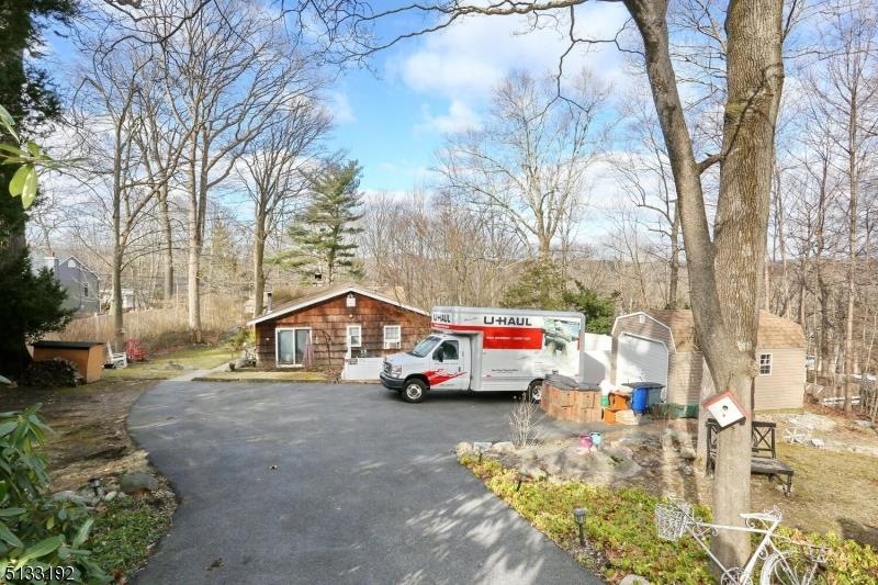 9 Whaleback Terrace, Ringwood, NJ 07456 - photo 1