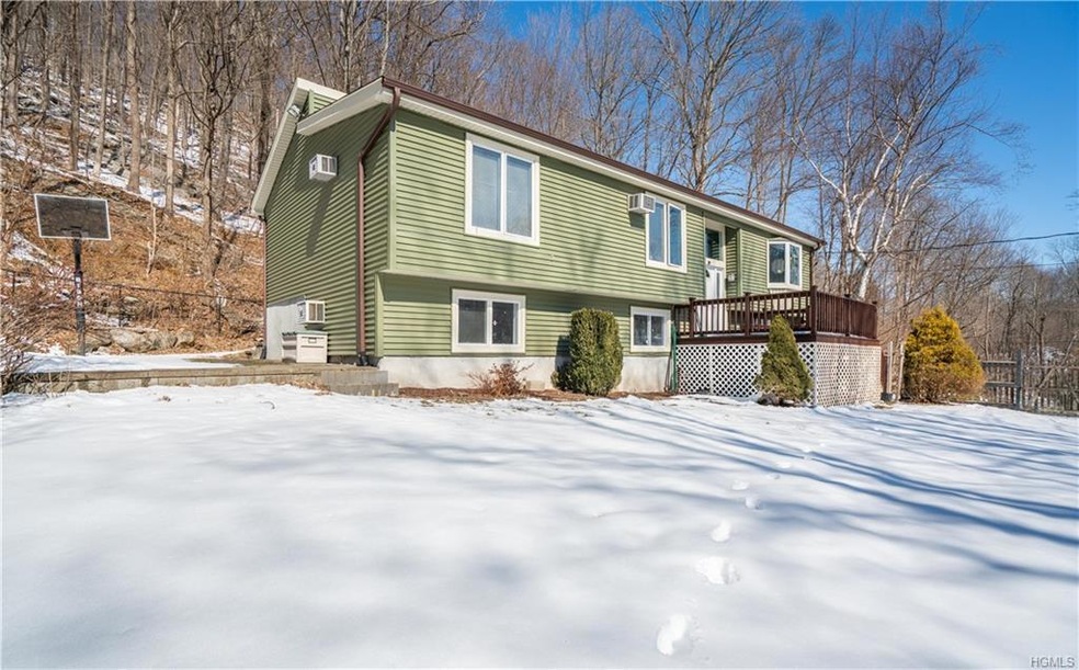 1001 Peekskill Hollow Rd, Putnam Valley, NY 10579 - photo 1
