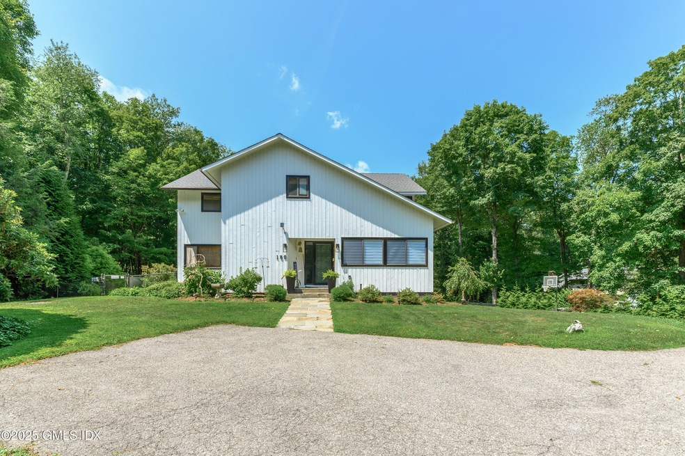 180 Riverbank Rd, Stamford, CT 06903 - photo 1