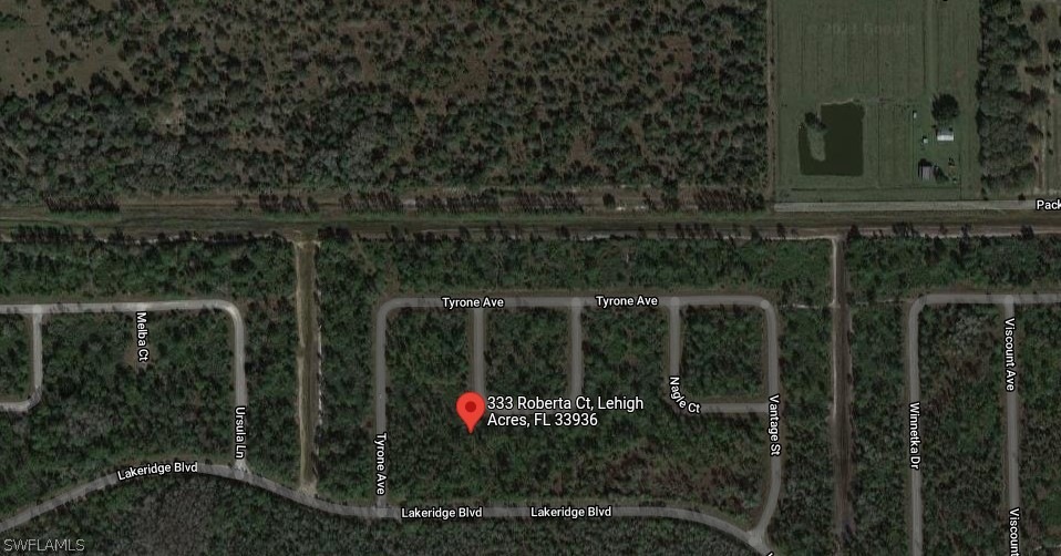 333 Roberta Ct, Lehigh Acres, FL 33972 - photo 1