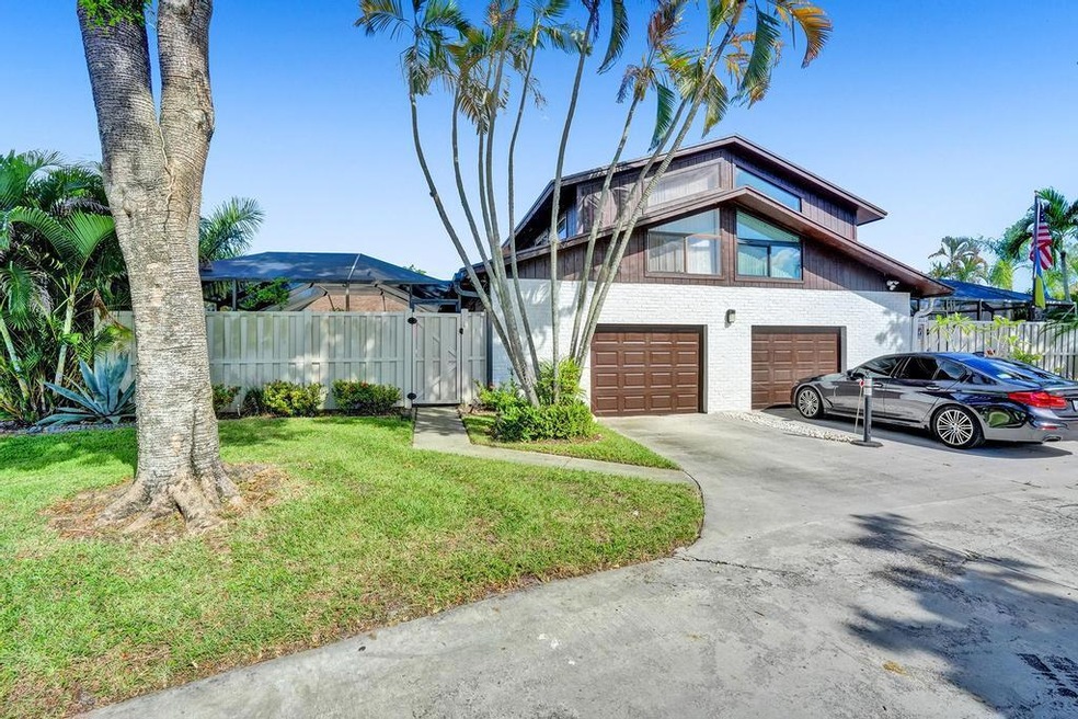 9718 Boca Gardens Cir N unit A, Boca Raton, FL 33496 - photo 1