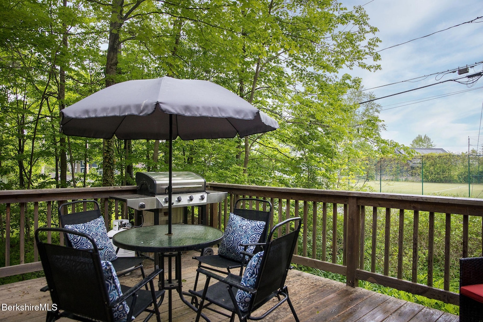 deck with view