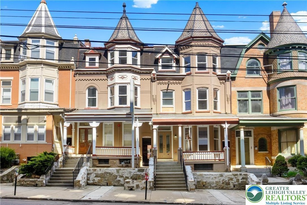 827 W Linden St unit 7, Allentown, PA 18101 - photo 1