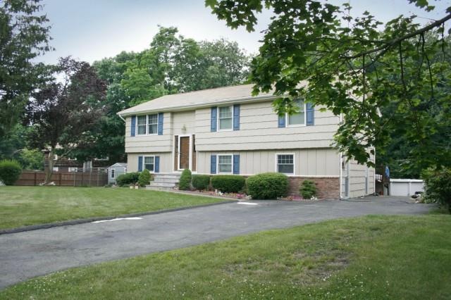 9 Clorinda Ct, Stamford, CT 06902 - photo 1